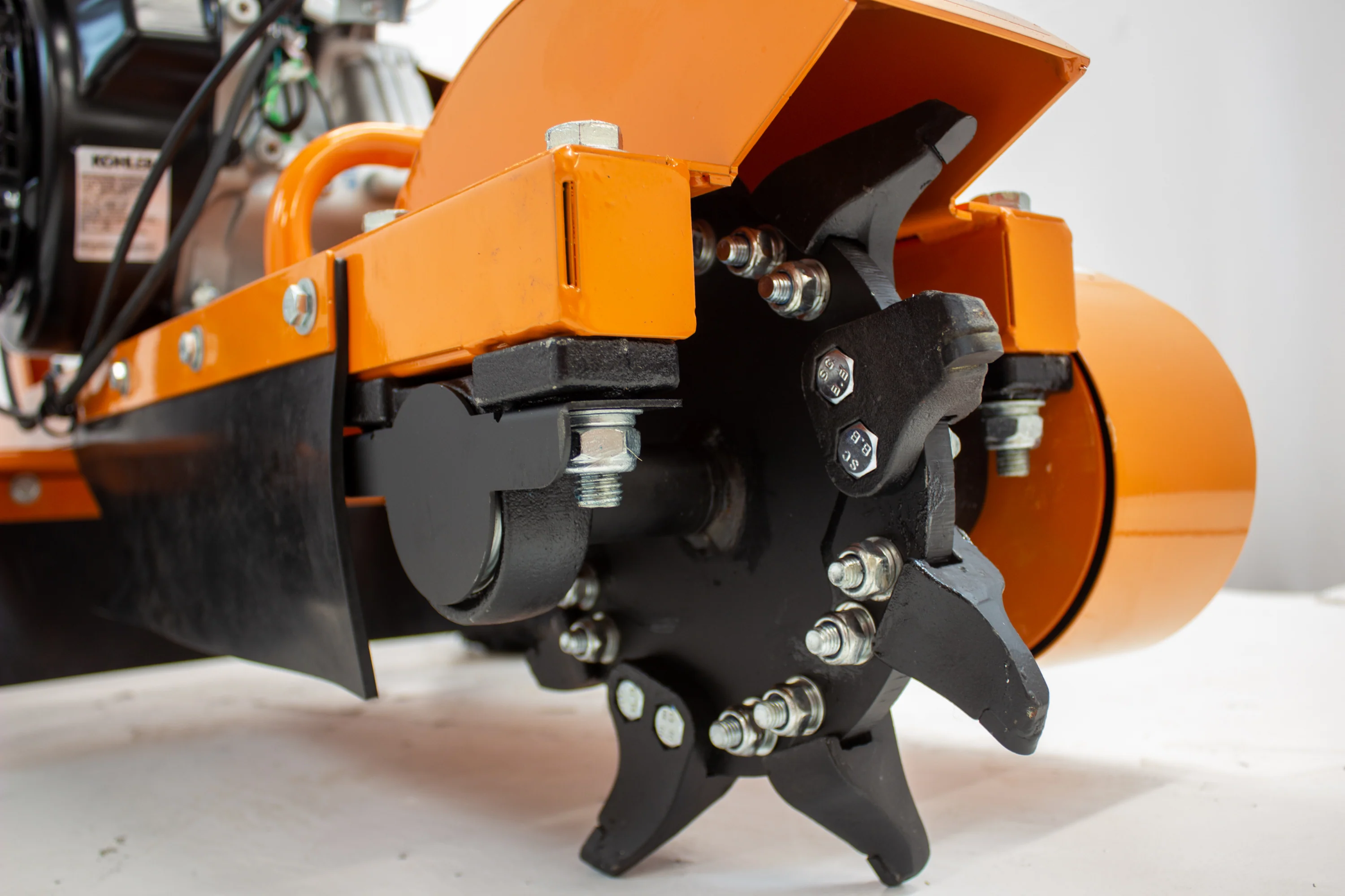 Brave Walk Behind Stump Grinder Kohler 14 HP (BRSG105K) - Image 8
