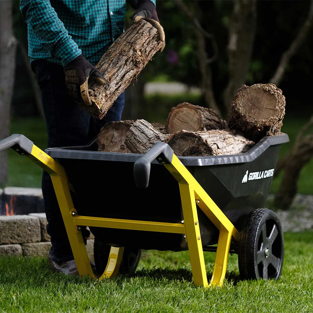 Gorilla Cart Yard Cart Wheelbarrow Polyethylene Bed 7 Cu. Ft. Capacity (GCR-7S) - Image 12