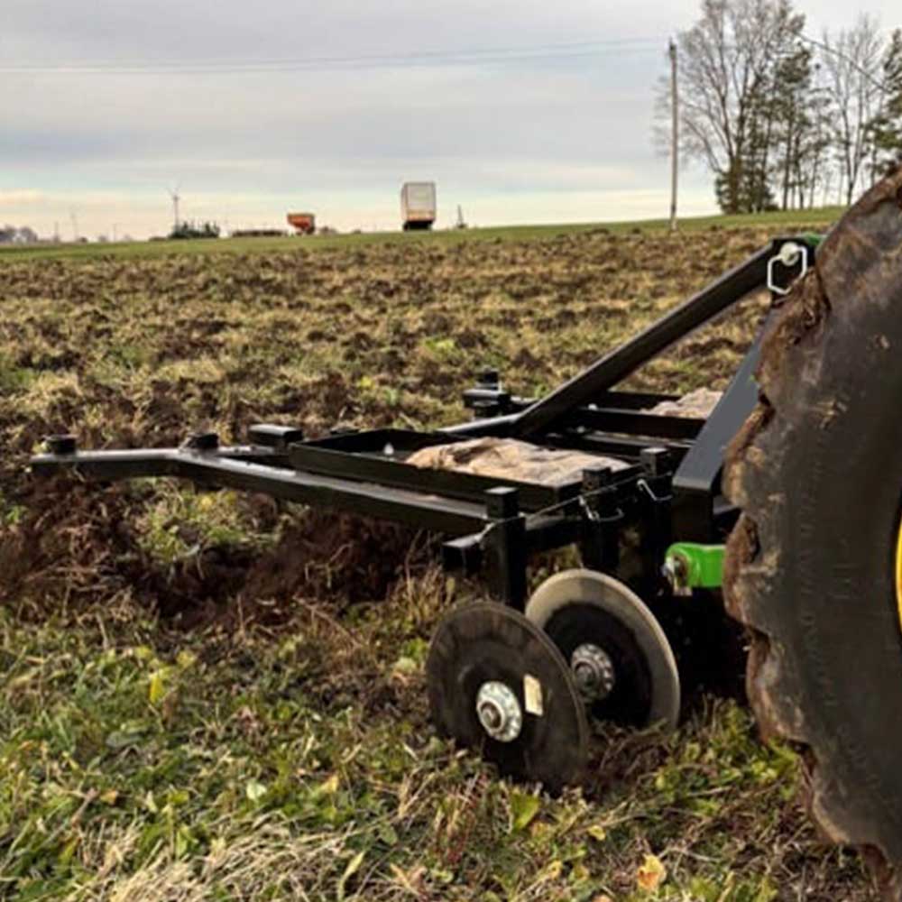 Grey Wolf™ Till-N-Claw 3-Point Chisel Plow & Cultivator 43-In. Wide (GWG311038) - Image 3