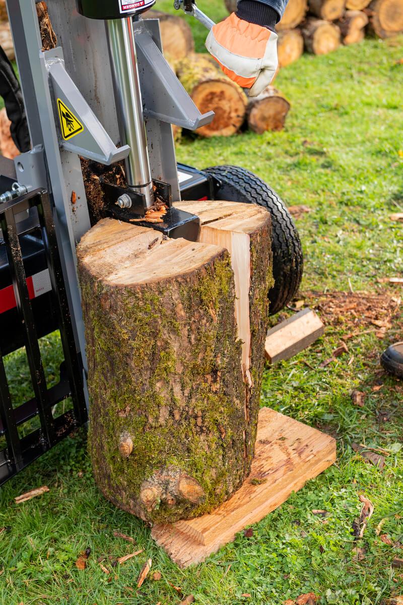 Oregon® 30-Ton 250cc Briggs & Stratton Horizontal / Vertical Log Splitter (OR30TBS-1) - Image 6