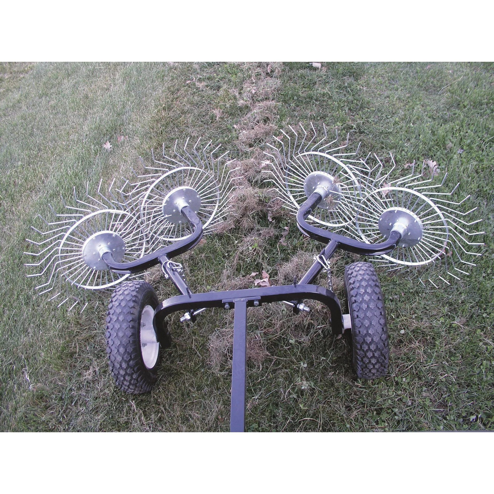 Strongway™ Acreage Rake 48in Dethatcher with 4 Tine Reels (49165) - Image 4